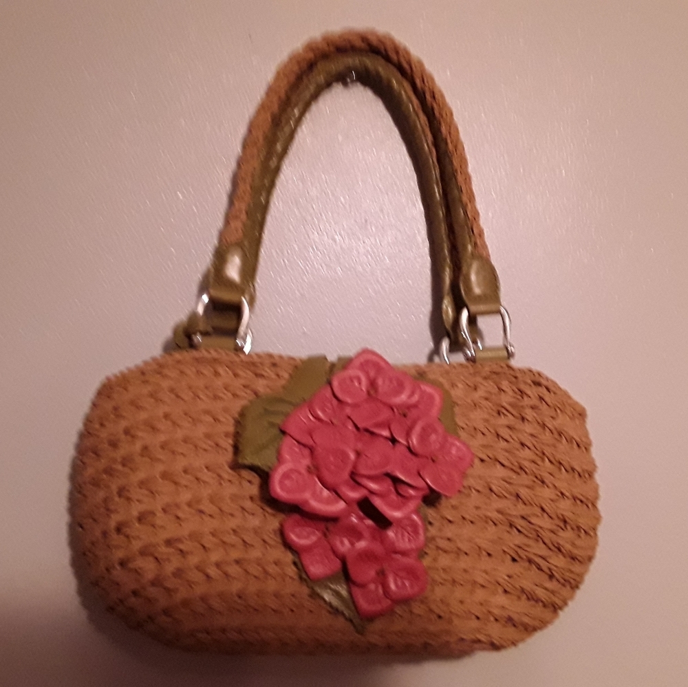 Purse - Picture 1 of 4